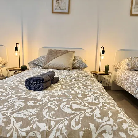 Stylish Near Vienna Apartman Wiener Neudorf