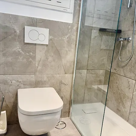 Stylish Near Vienna Apartman *