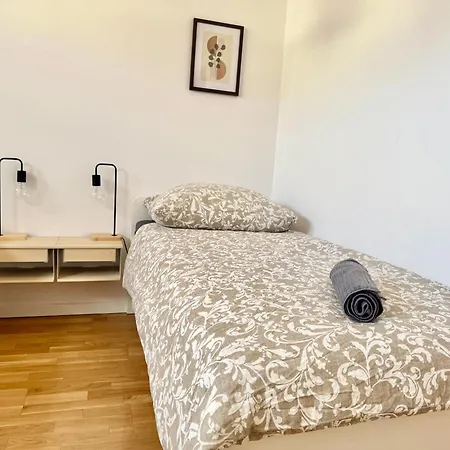 Apartman Stylish Near Vienna Wiener Neudorf