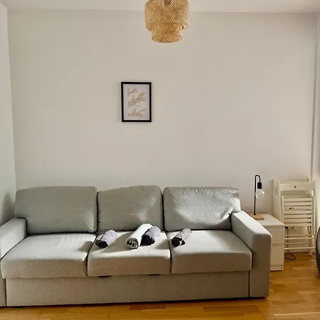아파트 Stylish Near Vienna *